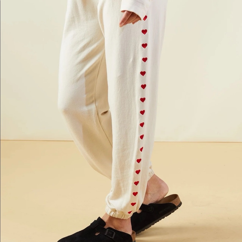 Monrow fleece heart boyfriend sweats